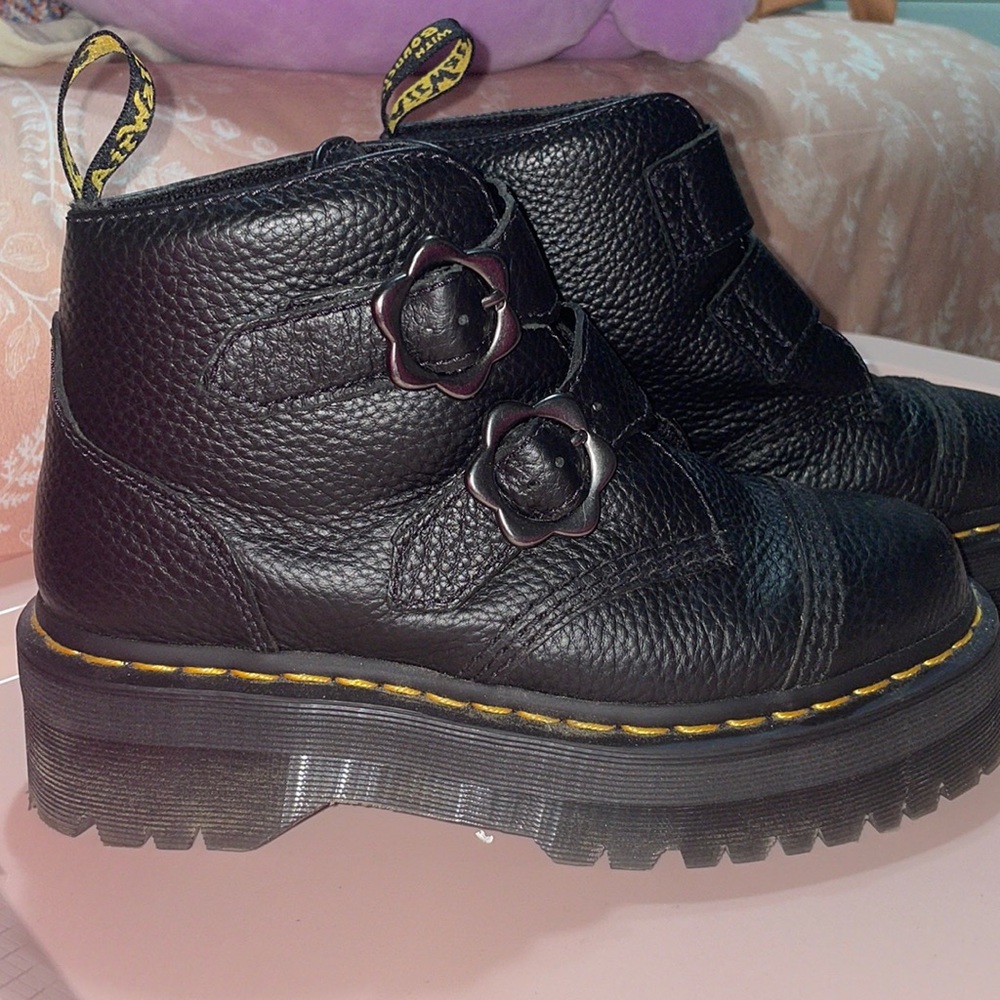 Platform Doc martens size 7